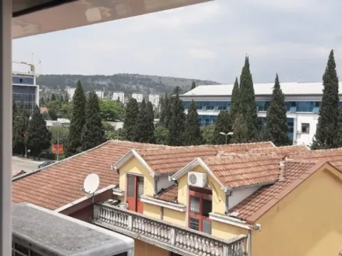 Sale, three bedroom apartment, 74m², Zabjelo, Podgorica - image 11