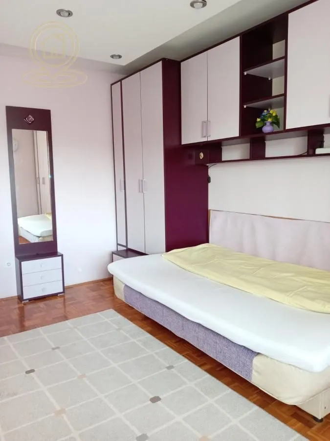 Rent, two bedroom apartment, 60m², Bulevar Oslobodjenja, Novi Sad Sve Podlokacije