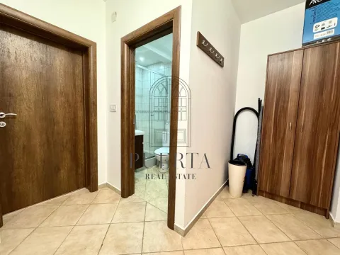 Rent, one bedroom apartment, 48m², Stari Aerodrom, Podgorica - image 12