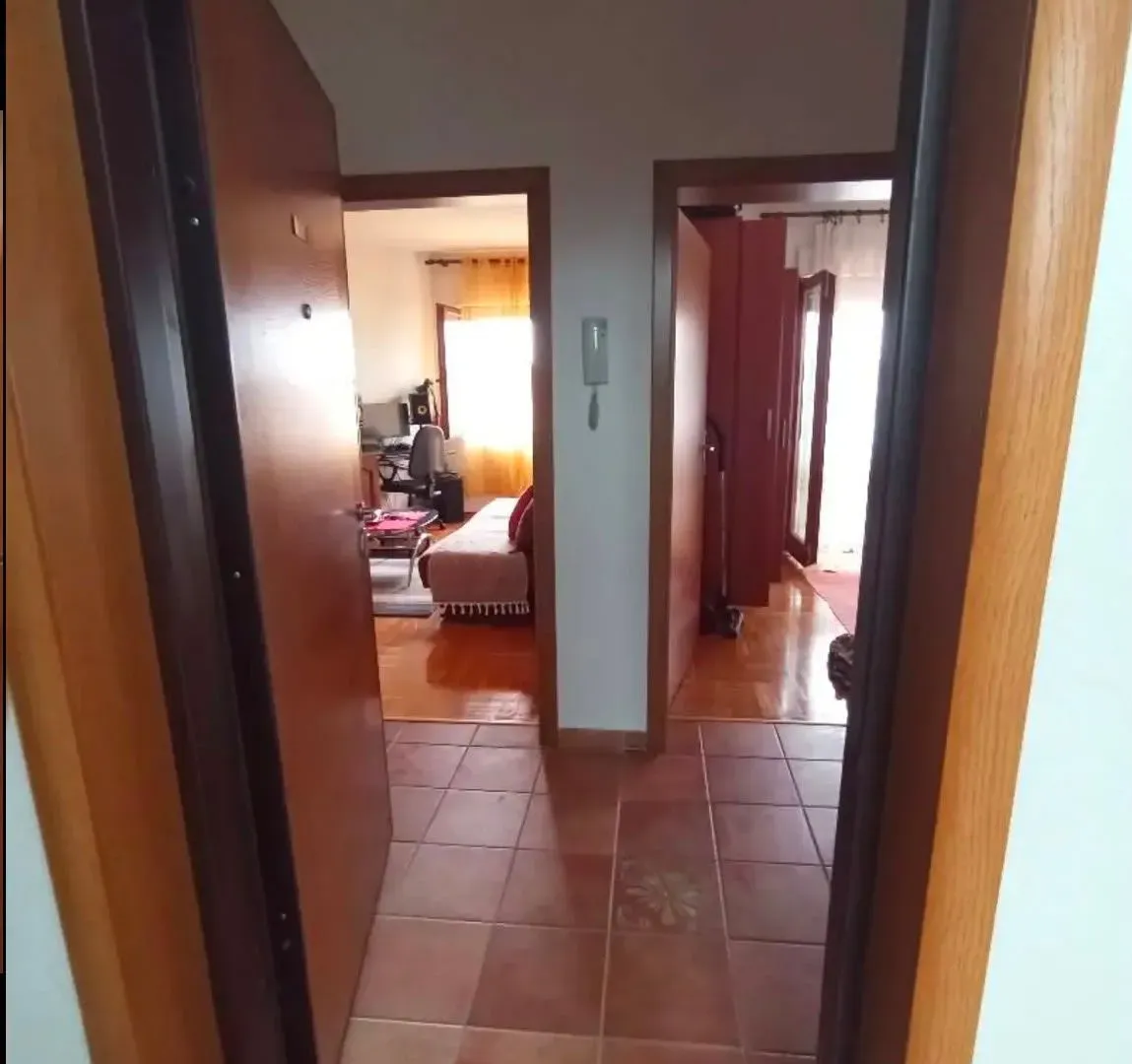 Prodaja, jednosoban stan, 40m², Stari Aerodrom, Podgorica