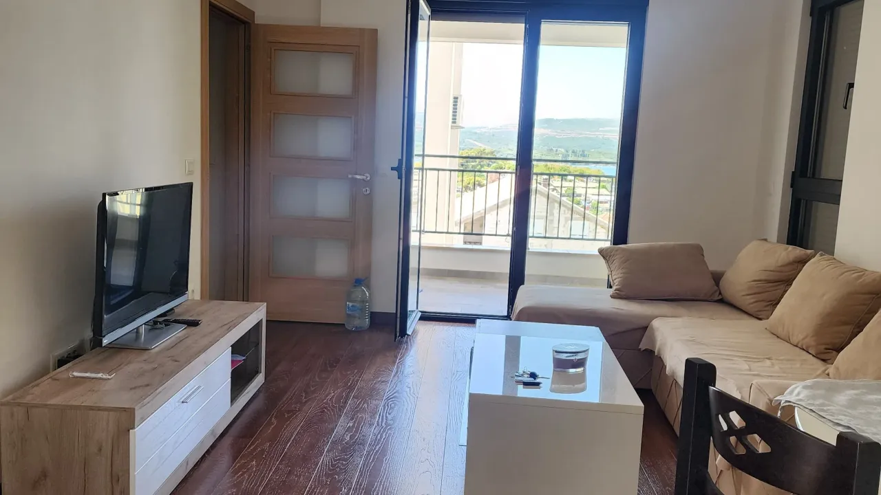 Rent, two bedroom apartment, 60m², Kava, Tivat