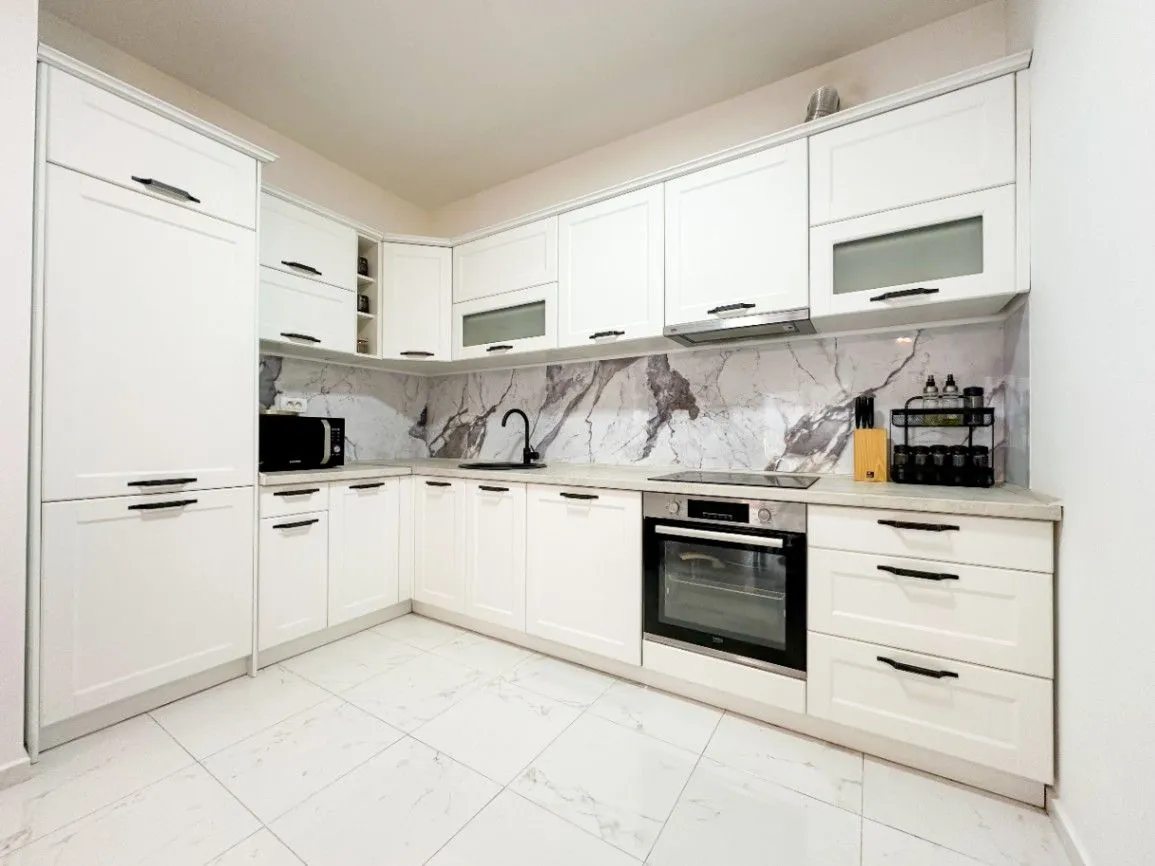 Izdavanje, dvosoban stan, 69m², Master Kvart, Podgorica