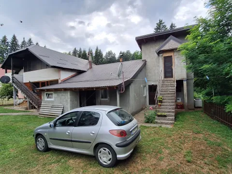 Sale, house, 210m², Centar, Kolašin - image 2