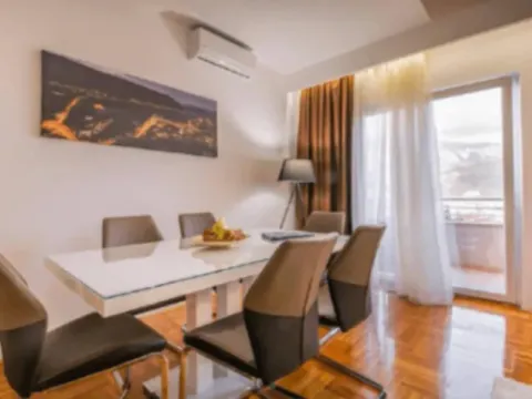 Rent, apartment, 80m², Babin Do, Budva - image 8