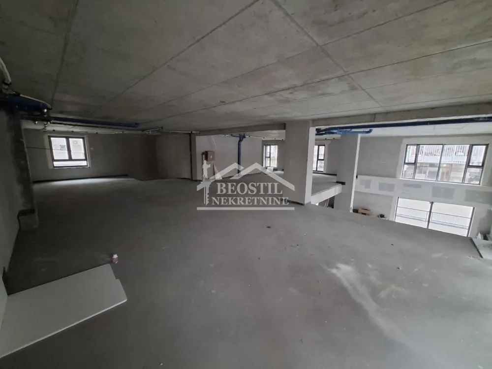 Sale, office space, 372m², Banovo Brdo, Beograd