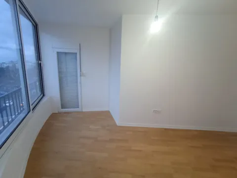 Izdavanje, trosoban stan, 100m², Ljubović, Podgorica - image 9