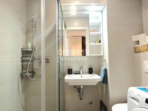 Rent, three bedroom apartment, 56m², Južni Bulevar, Vračar Sve Podlokacije - image 10