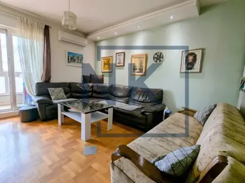 Prodaja, jednosoban stan, 49m², Stari Aerodrom, Podgorica - image 2