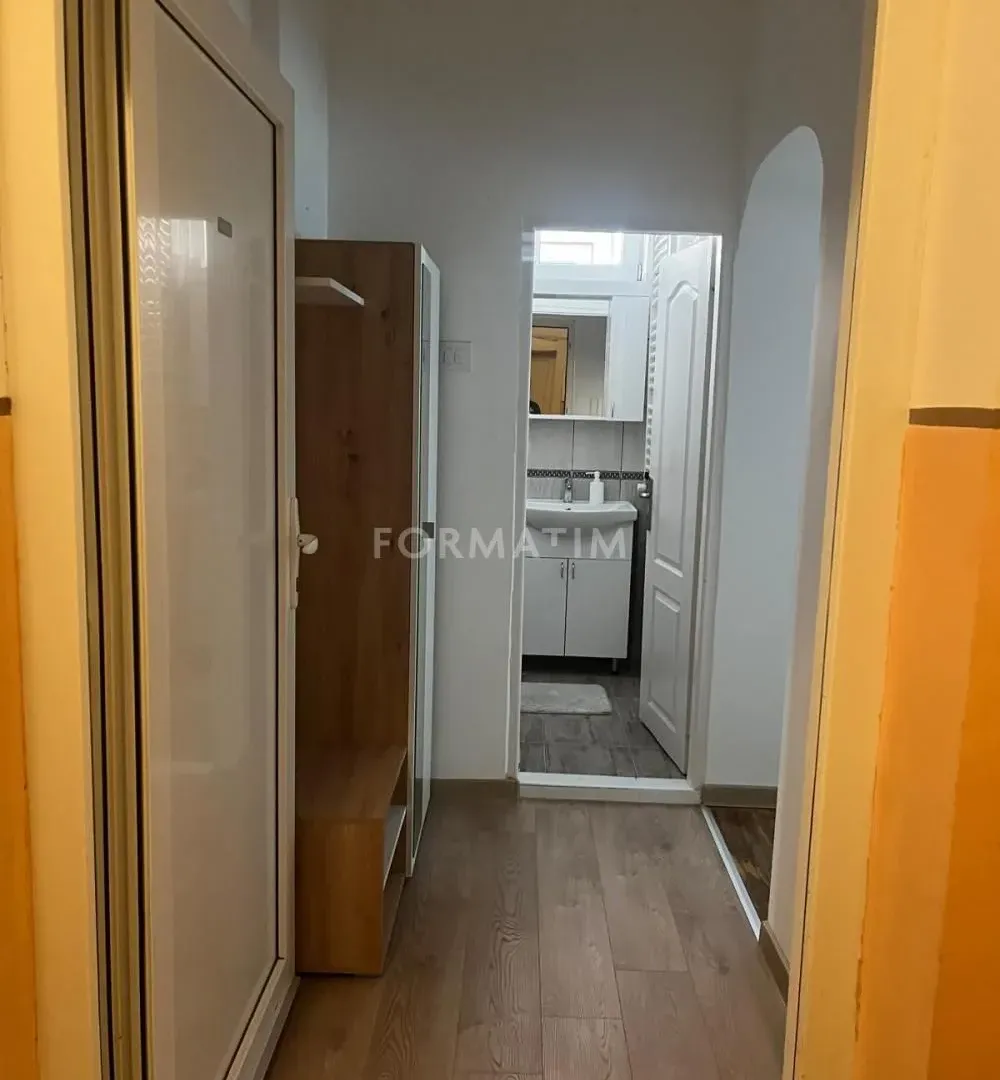 Rent, one bedroom apartment, 40m², Stari Grad, Beograd
