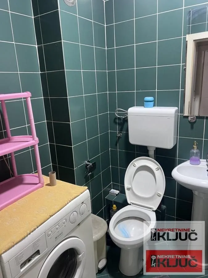 Izdavanje, dvosoban stan, 60m², Grbavica, Novi Sad Sve Podlokacije