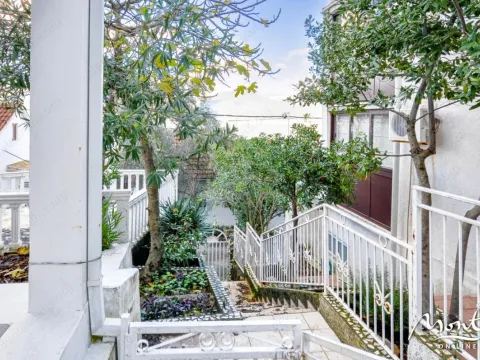 Prodaja, kuća, 168m², Krašići, Tivat - image 9