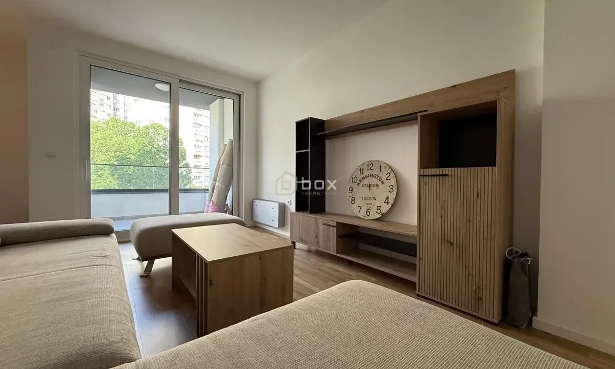 Rent, two bedroom apartment, 72m², Medijana, Niš