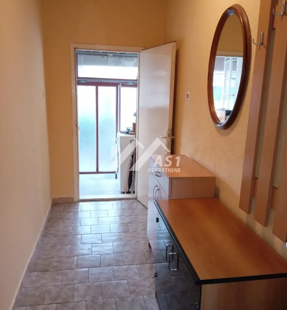 Rent, house, 80m², Salajka, Novi Sad Sve Podlokacije