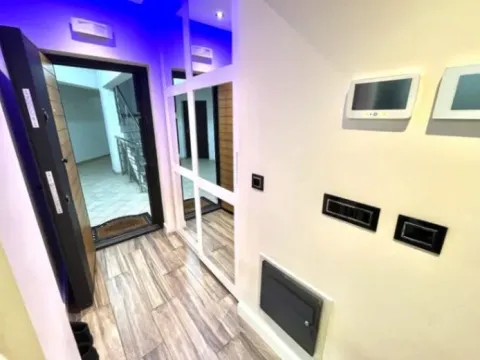 Rent, one bedroom apartment, 52m², Centar, Bar - image 9