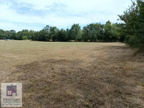 Zemljište in Obrenovac