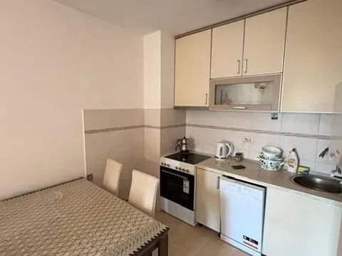 Izdavanje, dvosoban stan, 67m², Stari Aerodrom, Podgorica - image 13