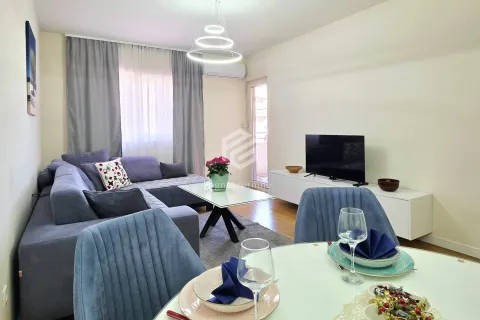 Izdavanje, jednosoban stan, 49m², Central Point, Podgorica - image 4