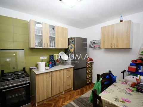 Prodaja, kuća, 300m², Stari Aerodrom, Podgorica - image 12