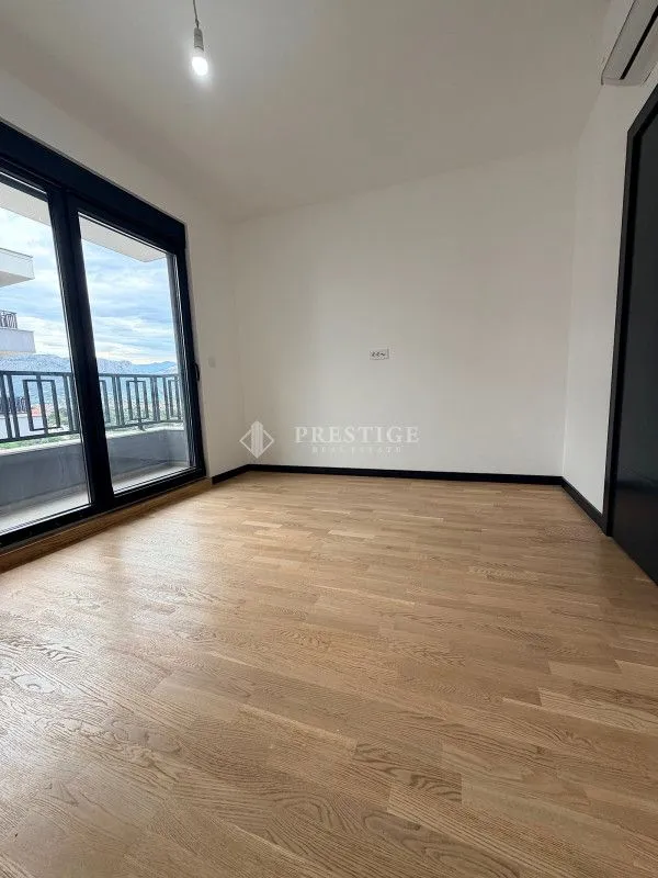 Prodaja, dvosoban stan, 88m², Gorica C, Podgorica