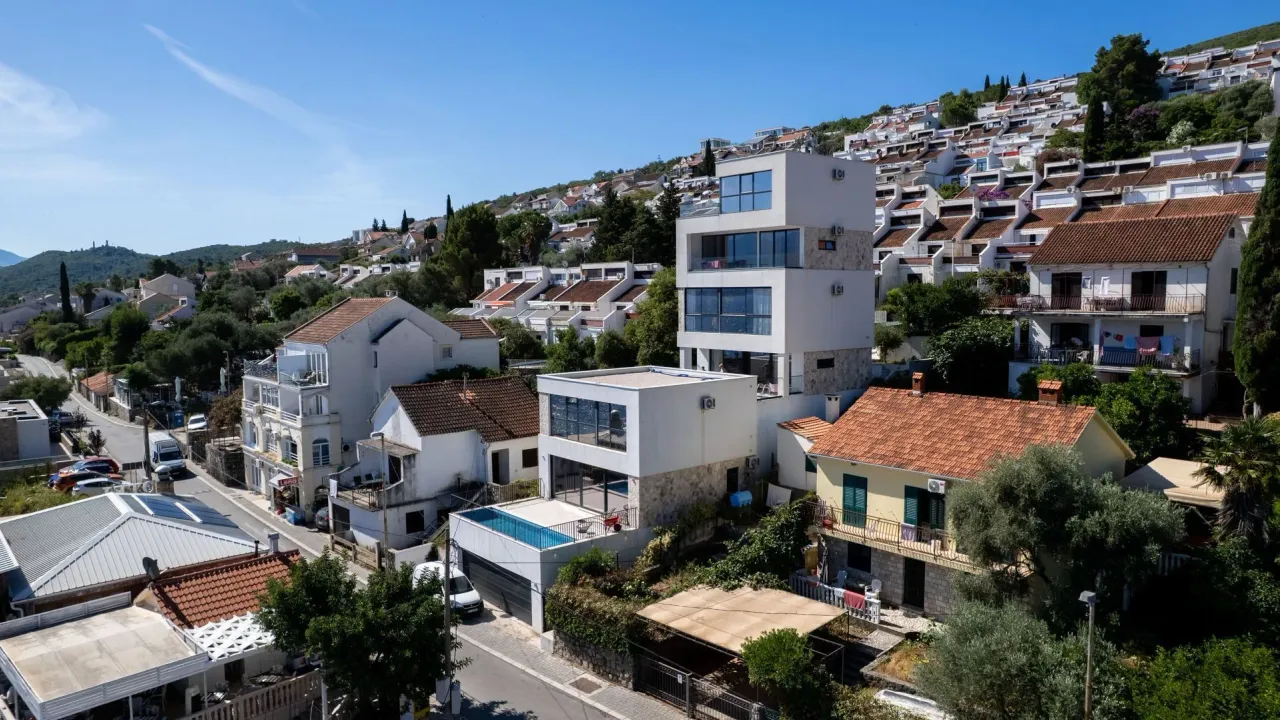 Prodaja, kuća, 200m², Krašići, Tivat