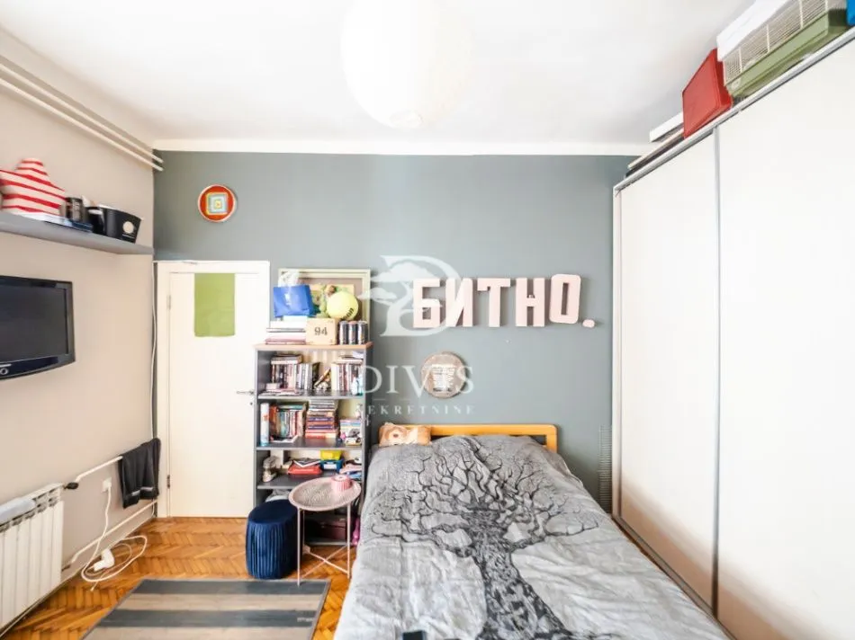 Prodaja, trosoban stan, 81m², Stari Grad, Beograd