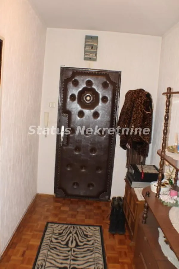 Prodaja, dvosoban stan, 64m², Novo naselje, Novi Sad