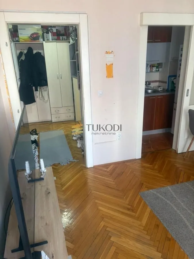 Prodaja, jednosoban stan, 35m², Grbavica, Novi Sad Sve Podlokacije