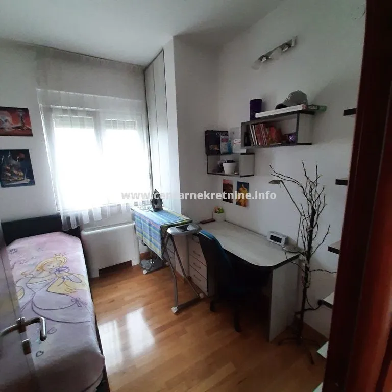 Prodaja, četvorosoban stan, 153m², Zabjelo, Podgorica