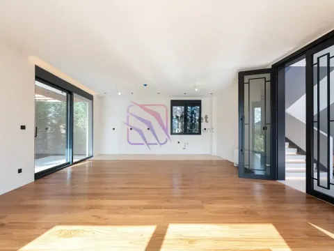 Rent, house, 262m², Gornja Gorica, Podgorica - image 8