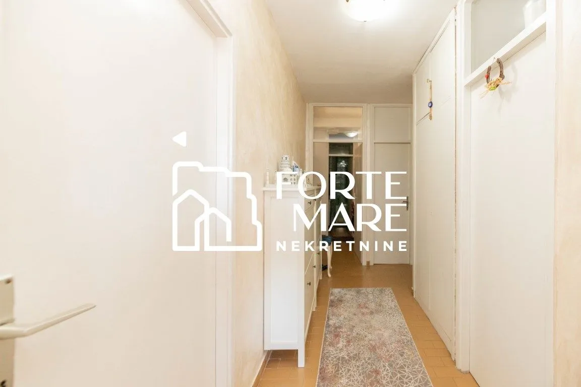 Prodaja, dvosoban stan, 92m², Savina, Herceg Novi