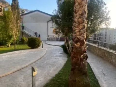 Izdavanje, dvosoban stan, 80m², Pržno, Budva - image 2