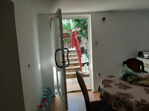 Prodaja, kuća, 210m², Sremska Kamenica, Petrovaradin - image 15