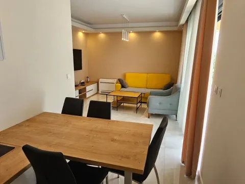 Rent, one bedroom apartment, 55m², Centar, Tivat - image 3
