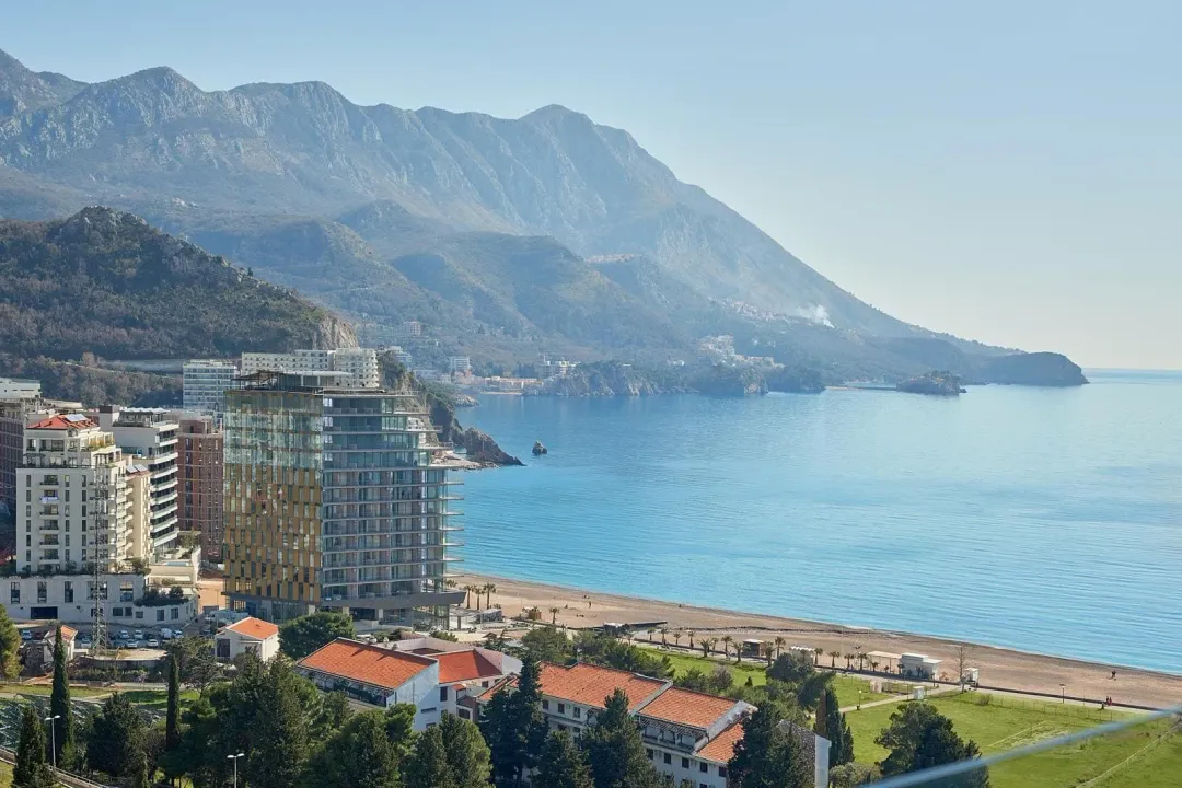 Sale, one bedroom apartment, 35m², Bečići, Budva