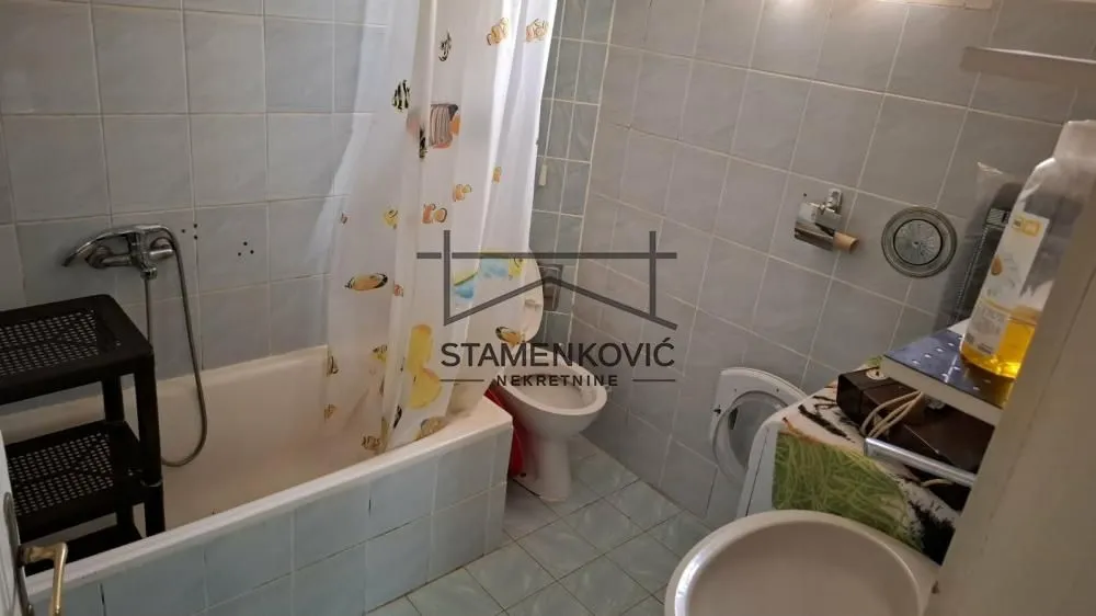 Prodaja, kuća, 300m², Temerin, Novi Sad