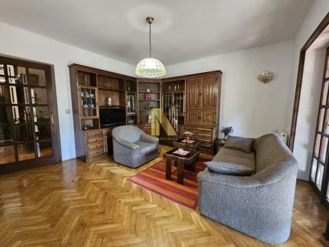 Sale, house, 331m², Lipov gaj, Novi Sad Sve Podlokacije - image 24