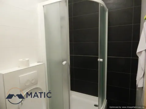 Izdavanje, garsonjera, 27m², Bulevar Evrope, Novi Sad Sve Podlokacije - image 7