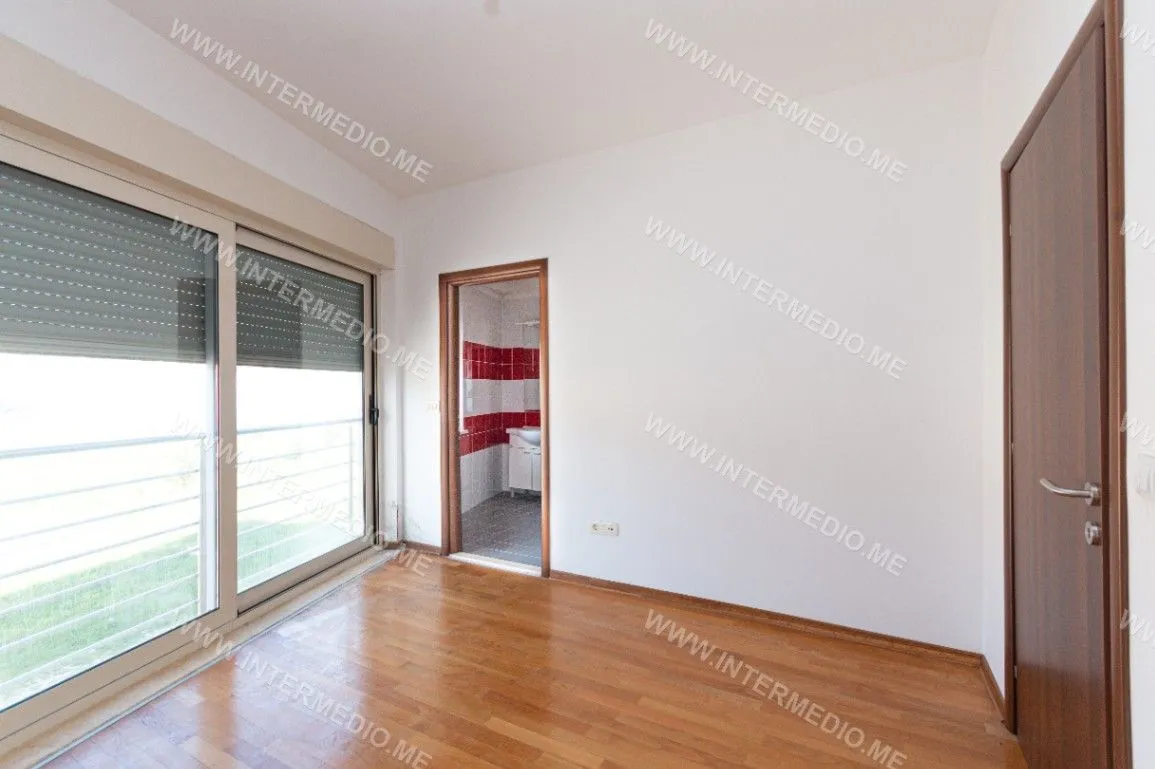 Prodaja, dvosoban stan, 126m², Igalo, Herceg Novi