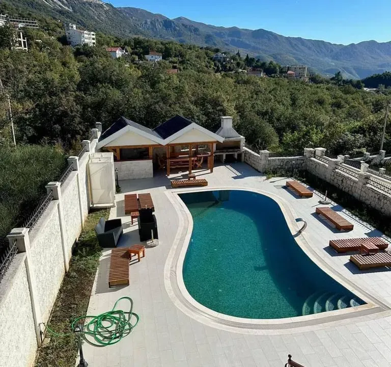 Sale, house, 450m², Centar, Budva