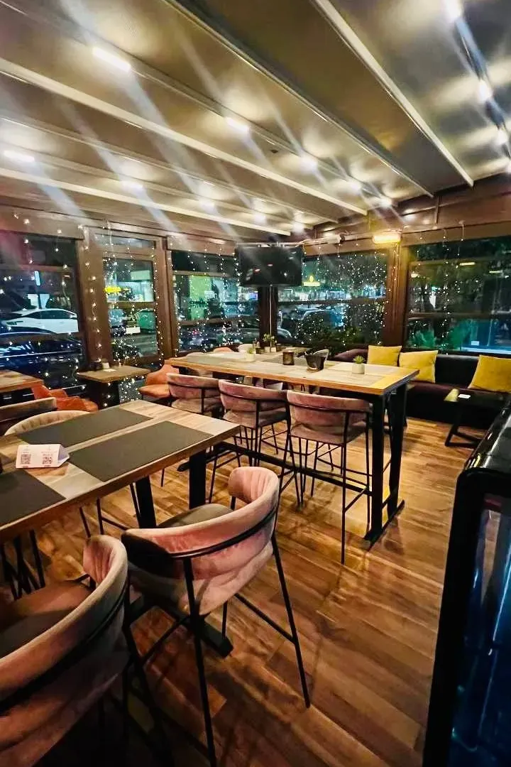 Rent, hospitality venue, 225m², City Kvart, Podgorica