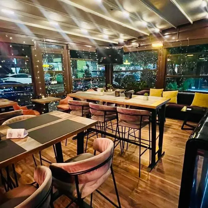 Rent, hospitality venue, 225m², City Kvart, Podgorica