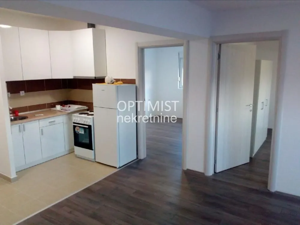 Sale, three bedroom apartment, 59m², Borča 1, Borča Sve Podlokacije