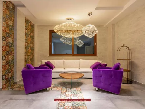 Sale, house, 831m², Bečići, Budva - image 2