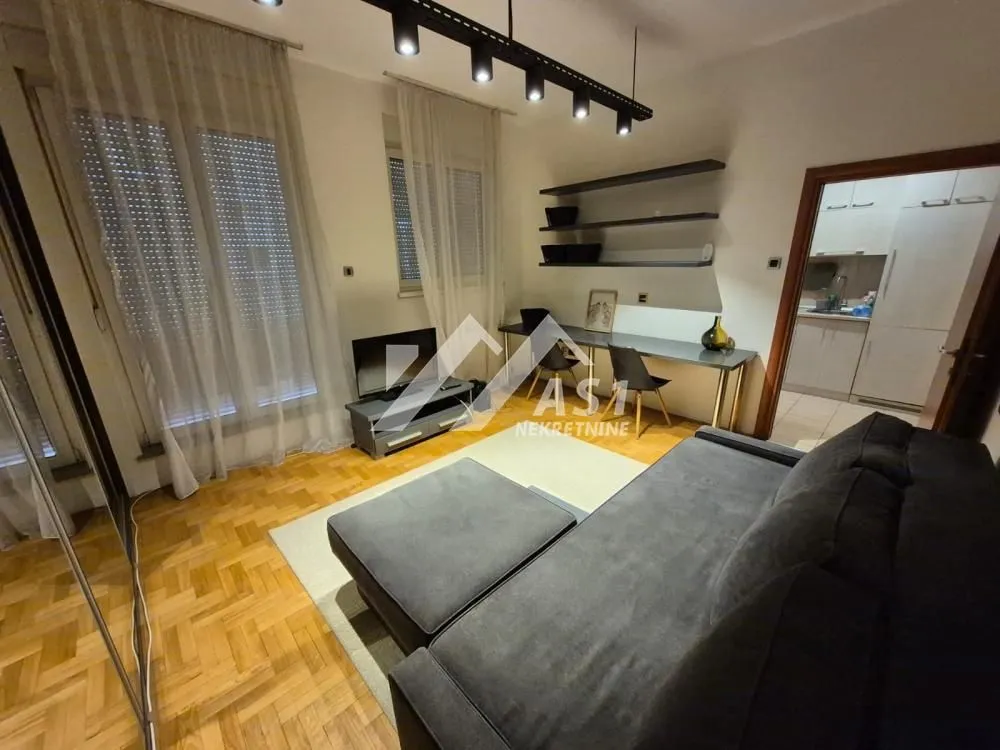 Rent, one bedroom apartment, 28m², Grbavica, Novi Sad Sve Podlokacije