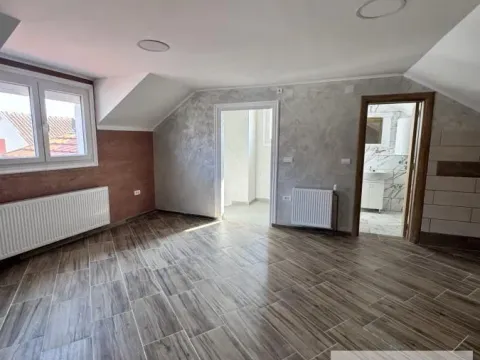 Sale, house, 174m², Stara Pazova, Srbija - image 11