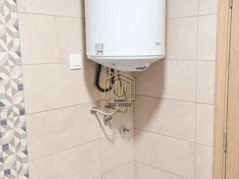 Prodaja, jednosoban stan, 41m², Stari Aerodrom, Podgorica - image 10