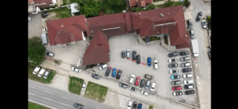 Izdavanje, poslovni prostor, 480m², Zemun Polje, Beograd