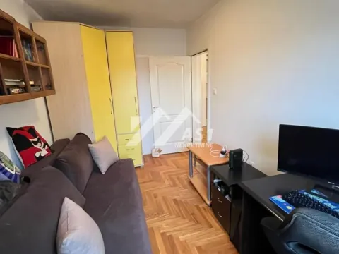 Izdavanje, četvorosoban stan, 67m², Grbavica, Novi Sad Sve Podlokacije - image 5