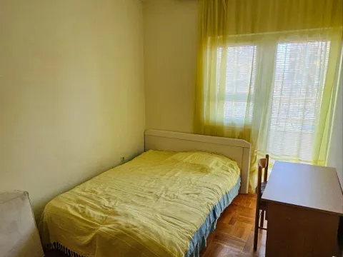 Izdavanje, dvosoban stan, 71m², Stari Aerodrom, Podgorica - image 18
