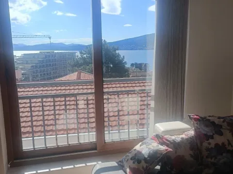 Rent, one bedroom apartment, 45m², Baošići, Herceg Novi - image 9